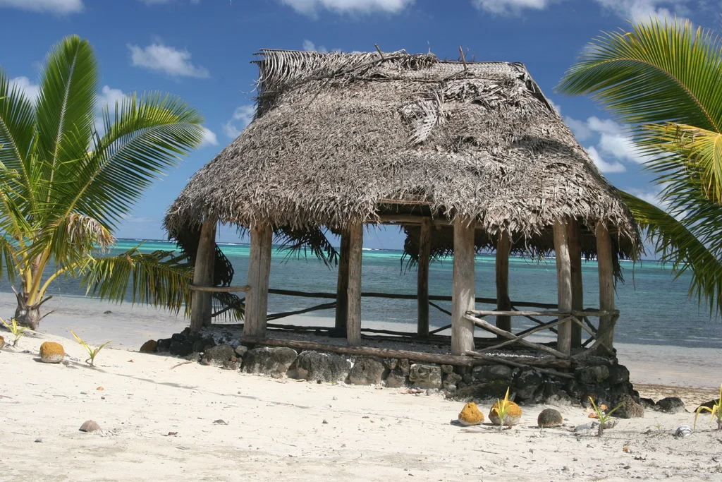 faleo'o beach fale, Manono Island, Samoa, June 2009