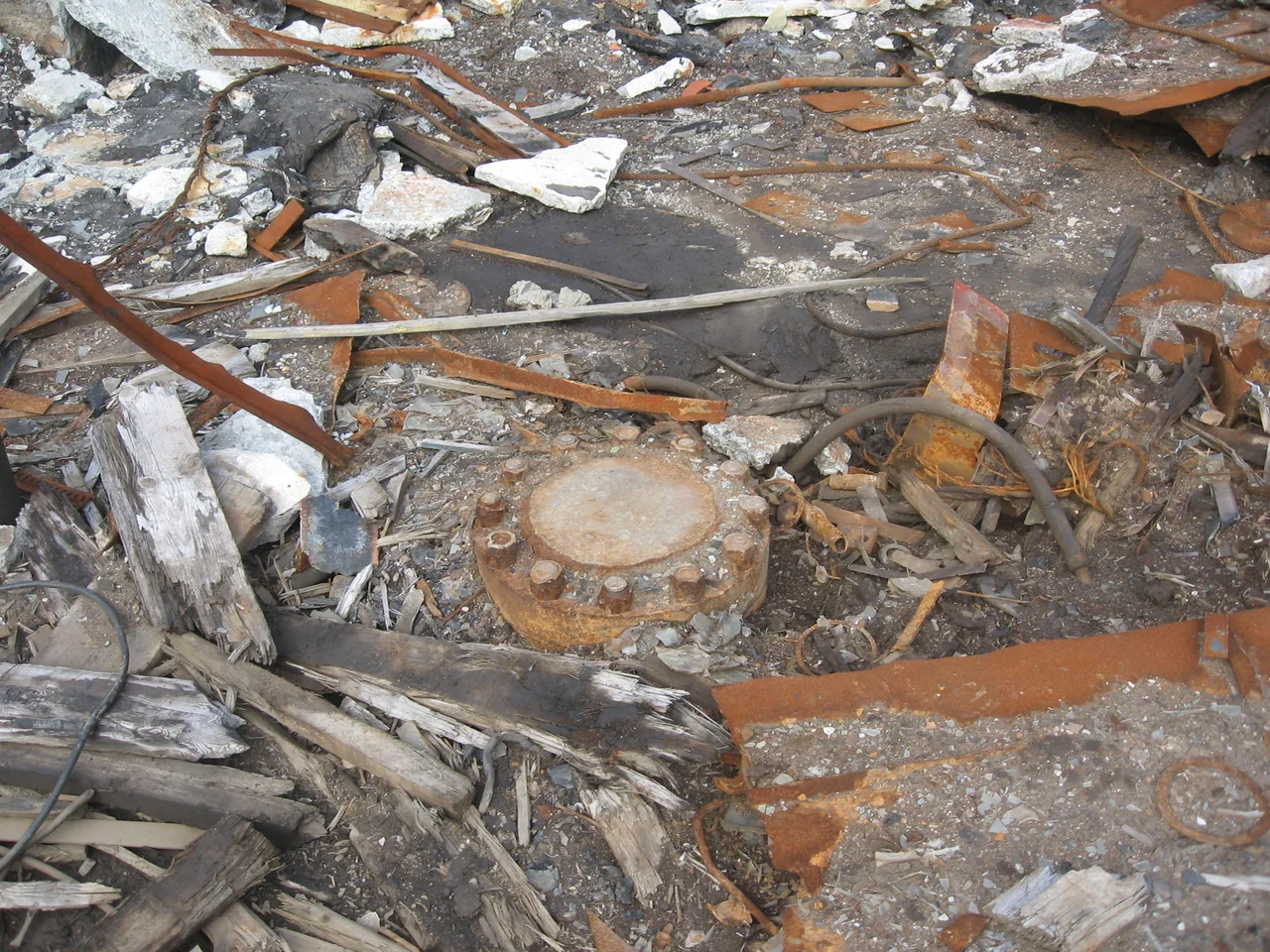 Direct view of hole. Currently welded shut.